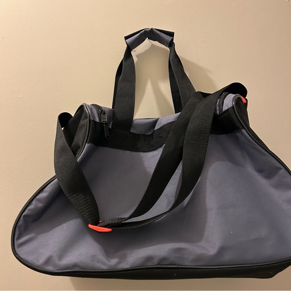 Adidas NWOT Diablo Small Duffel Bag Gray Red Logo 
 Gym Sports Travel Sports - Picture 4 of 8